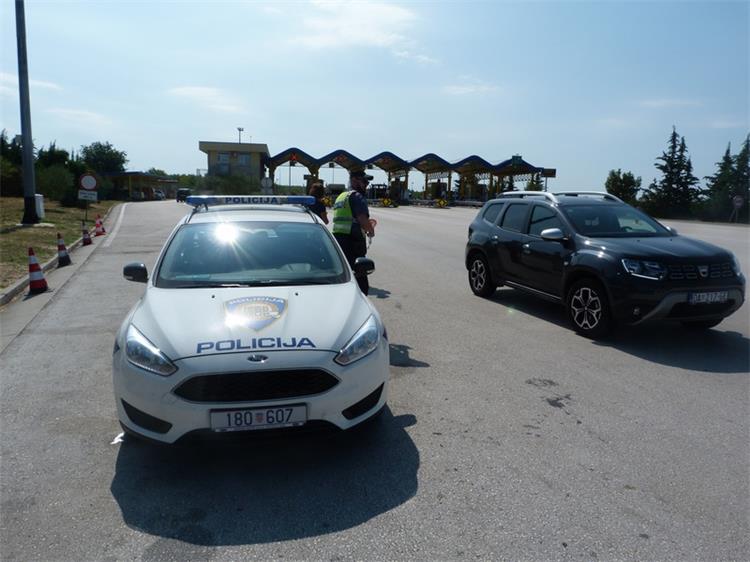 Slika /PU_ZD/slike/autocesta nas.jpg